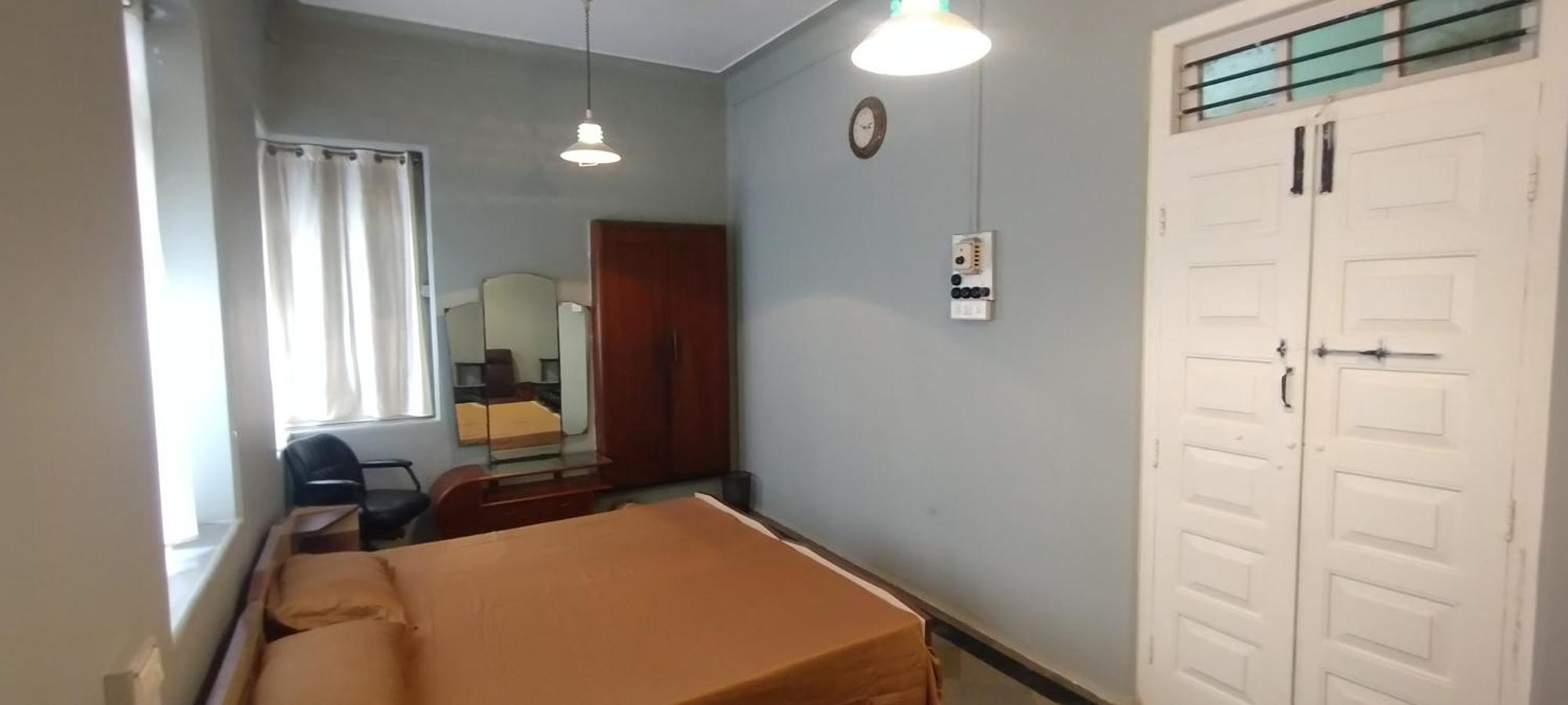 Madhav Bhavan Guest House Pune Zewnętrze zdjęcie