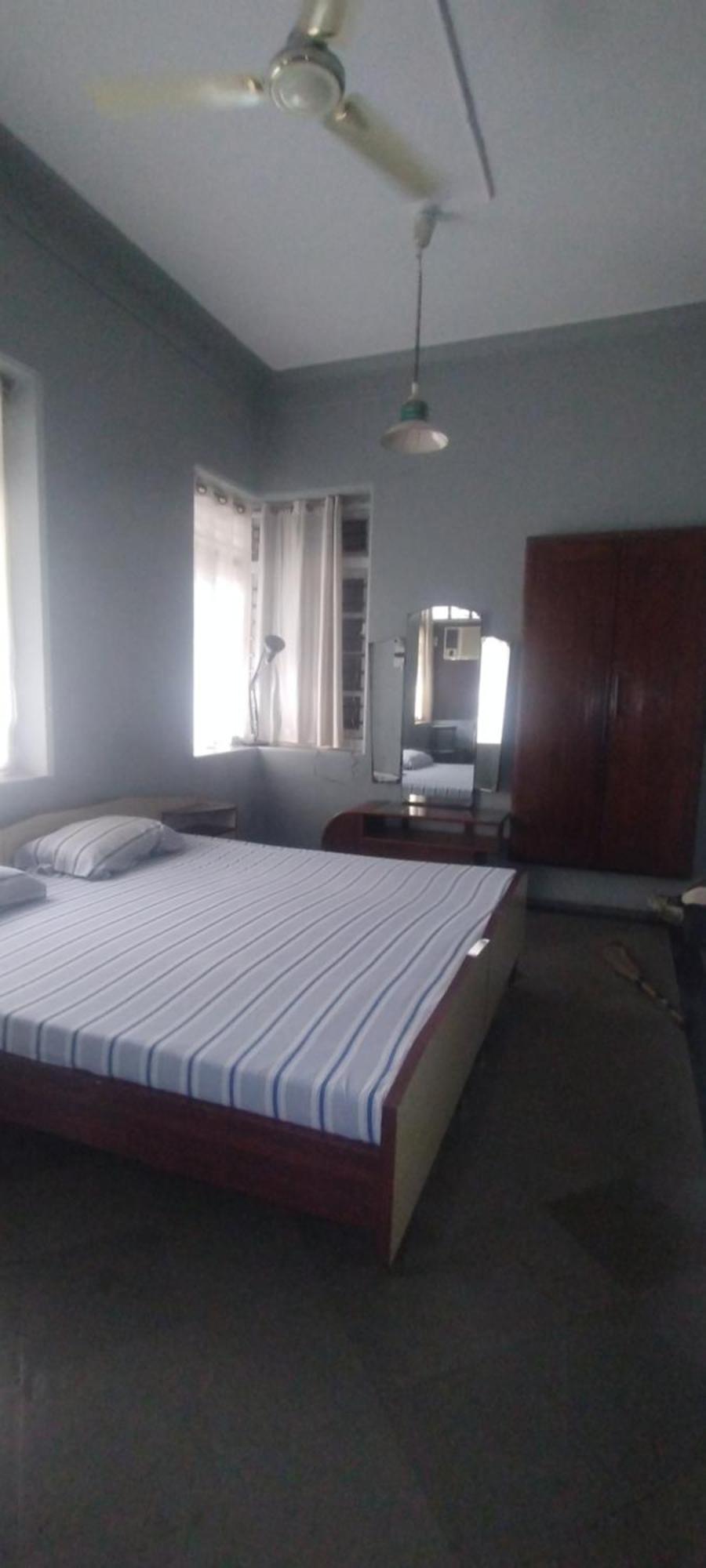 Madhav Bhavan Guest House Pune Zewnętrze zdjęcie