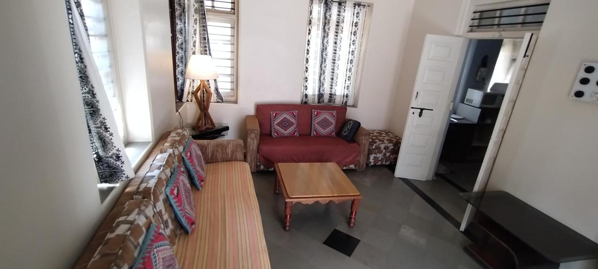 Madhav Bhavan Guest House Pune Zewnętrze zdjęcie