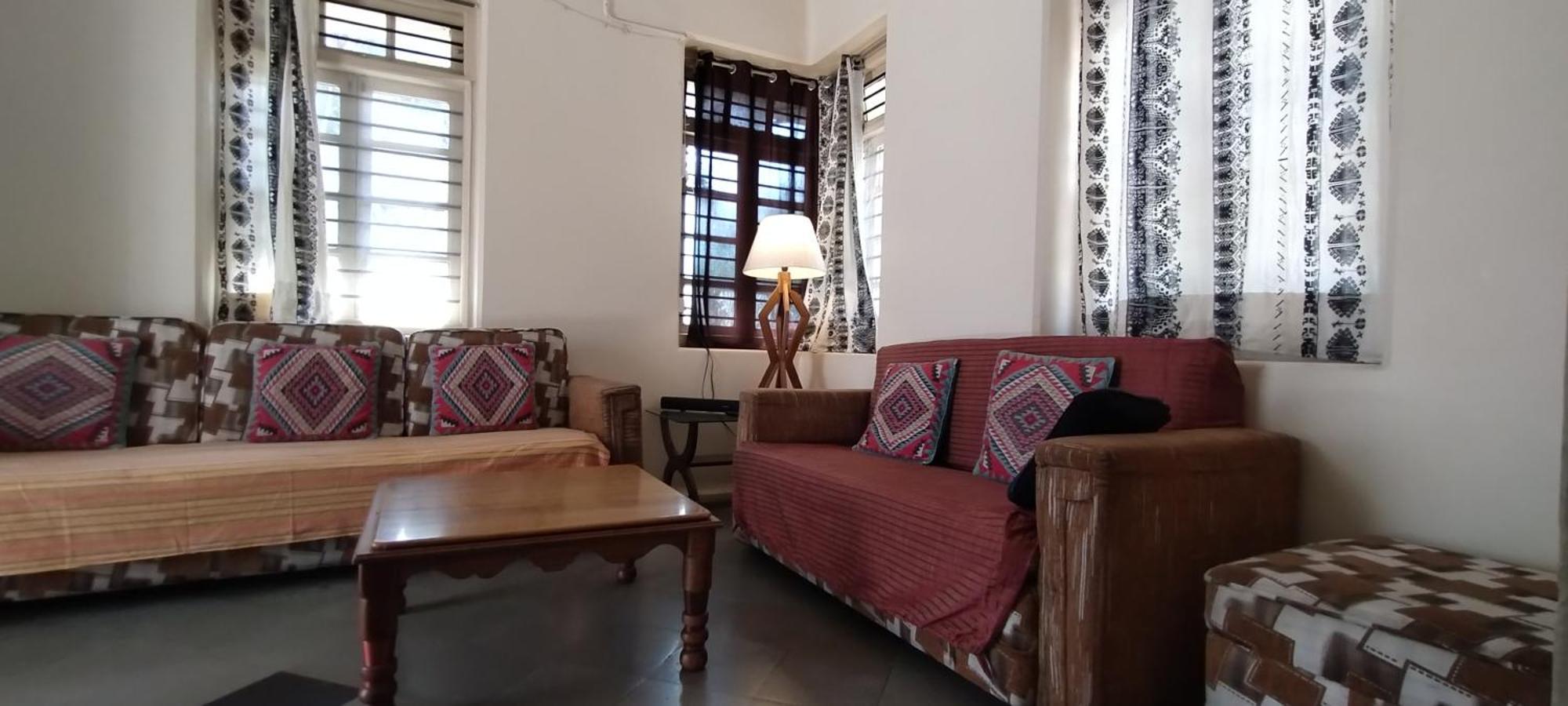 Madhav Bhavan Guest House Pune Zewnętrze zdjęcie